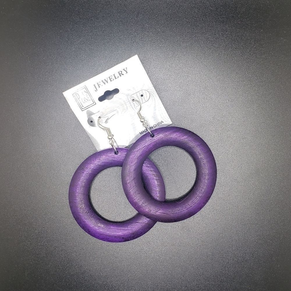 𝅺purple earrings hollowed out boho wood circle earrings